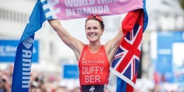 Flora Duffy se retira para poner fin a una de las carreras más legendarias de la historia del triatlón