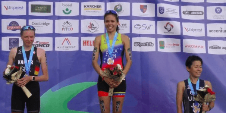Joselyn Brea y Krilan Le Bihan campeones del mundo de Duatlón