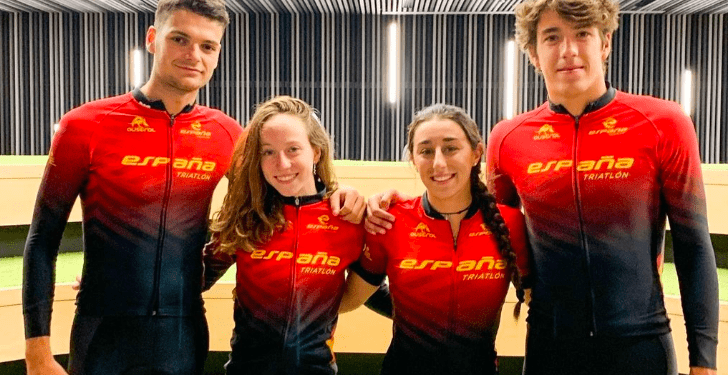 Andrés Prieto en el TOP-10 del Mundial júnior de Triatlón con Elena Viejo como mejor fémina