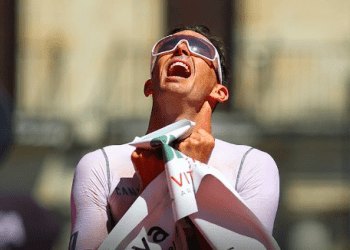 Nick Kastelein gana el IRONMAN de Vitoria con Arroyo como mejor español del día