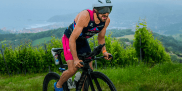 Antonio Benito a por el podio en IRONMAN 70.3 Gales