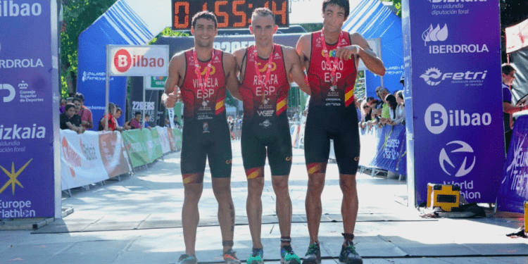 Triplete histórico masculino en el Campeonato de Europa de Triatlón Cros