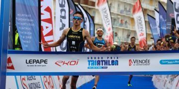 Mario Mola de nuevo entre los mejores del mundo: bronce en la final del Gran Prix francés