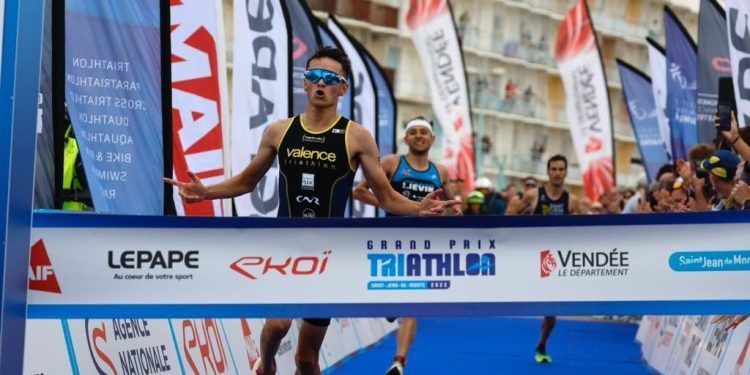 Mario Mola de nuevo entre los mejores del mundo: bronce en la final del Gran Prix francés