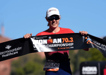 Taylor Knibb arrasa en el Mundial IM 70.3 dejando fuera del podio a los grandes nombres