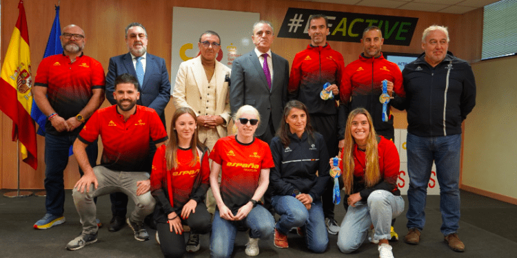 El CSD recibe a nuestros paratriatletas medallistas en el Mundial de Abu Dhabi