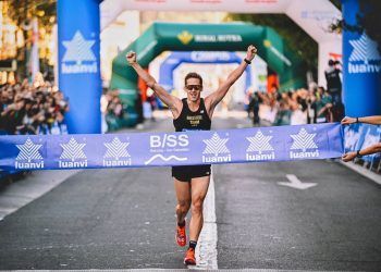 Nan Oliveras arrasa sin precedentes en la Behobia-San Sebastián