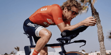 ¿Por qué debes realizar tu entrenamiento de ciclismo en rodillo esta temporada?