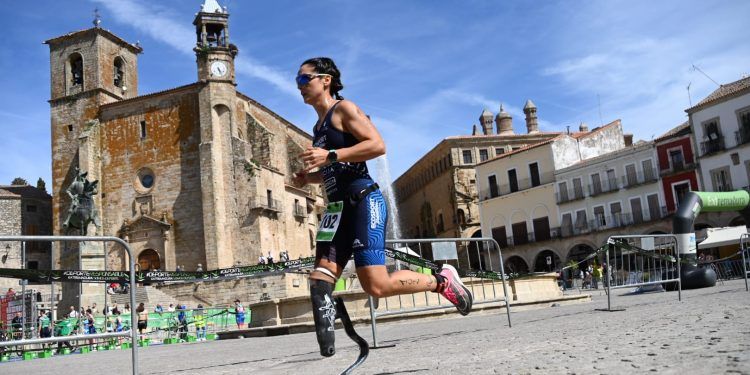 Los paratriatletas españoles conquistan Trujillo para hacer historia
