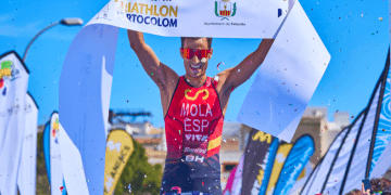 Mario Mola se exhibe en el XXVI aniversario de Portocolom