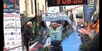 Antonio Benito y Laura Gómez vencen el Duatlón de Zuia con récord de la prueba