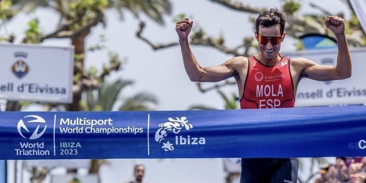 Mario Mola se proclama campeón del mundo de Duatlón
