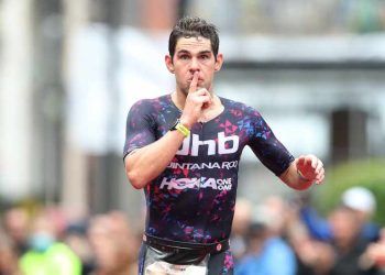 El Mundial de Triatlón de Larga Distancia de Ibiza sorprende con un gran nivel