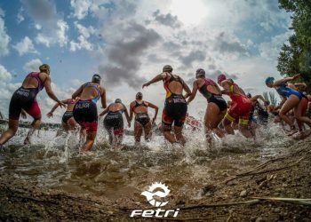 El Triatlón femenino levanta la voz contra el «comportamiento sucio» en Mérida