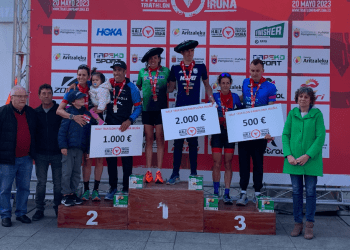 Fernando Zorrilla y Laura Gómez brillan en un emotivo «Half Triathlon Pamplona-Iruña»