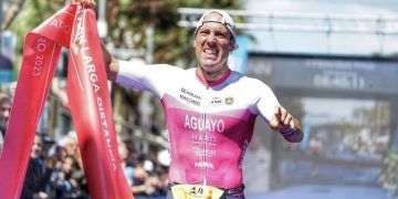 Emilio Aguayo se proclama campeón de España de Triatlón Larga Distancia