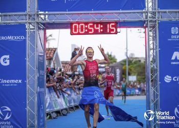 David Castro gana la Copa del Mundo de Huatulco