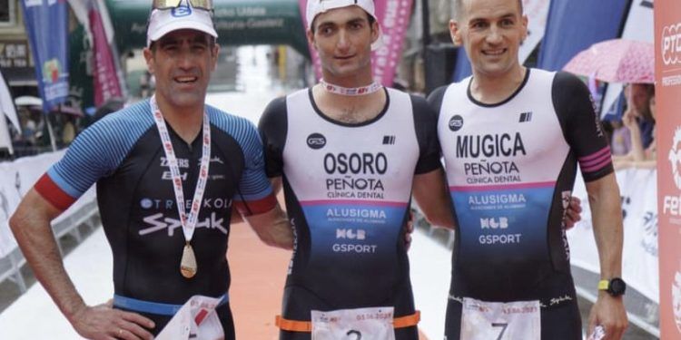 Pello Osoro y Marta Sánchez se llevan un emotivo OTSO vi half gasteiz