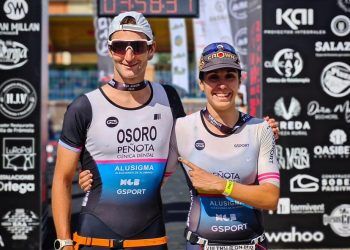 Pello Osoro y Marta Sánchez revientan el Triatlón de Frómista