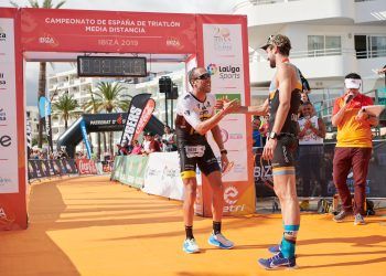 Ibiza se volverá a vestir de gala en octubre con el Ibiza Half Triathlon 2023