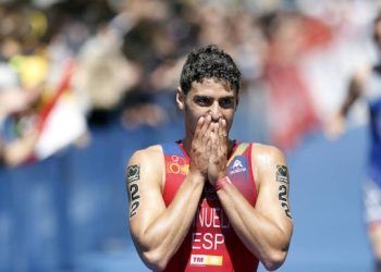 Kevin Viñuela se proclama subcampeón de Europa de Acuatlón