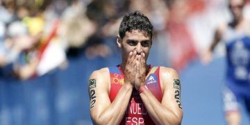 Kevin Viñuela se proclama subcampeón de Europa de Acuatlón