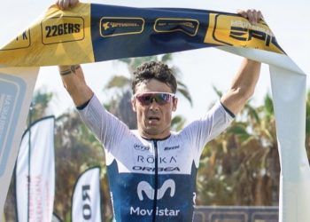 Javier Gómez Noya y Marta Sánchez revientan el Epic Triathlon