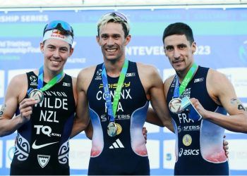 Dorian Coninx revienta toda la lógica para ser campeón del mundo de Triatlón 2023