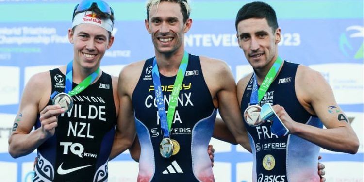 Dorian Coninx revienta toda la lógica para ser campeón del mundo de Triatlón 2023