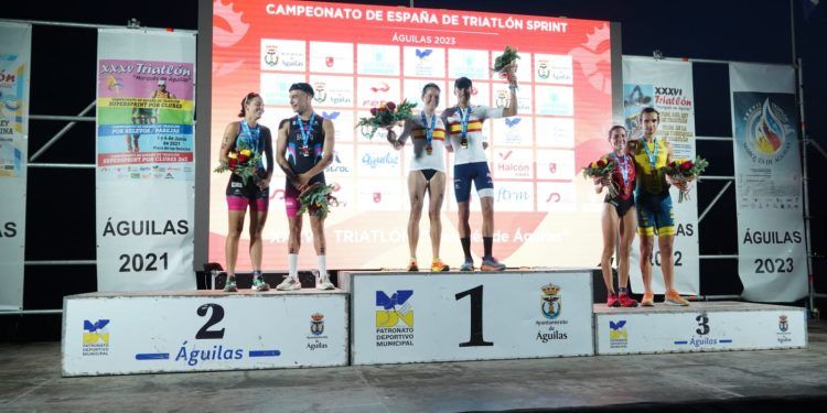 David Cantero y Noelia Juan se proclaman campeones de España de Triatlón Sprint