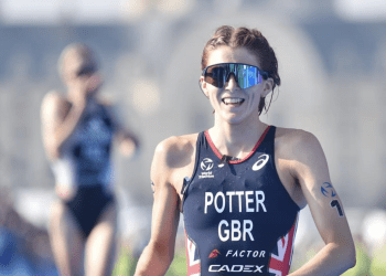 Beth Potter campeona del Mundo de Triatlón con Noelia Juan en el TOP-10