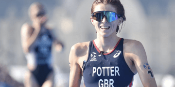 Beth Potter campeona del Mundo de Triatlón con Noelia Juan en el TOP-10