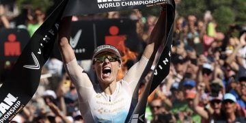 Lucy Charles sale por la puerta grande de Kona en su quinto asalto
