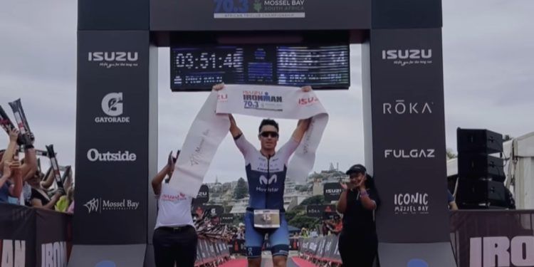 Javier Gómez Noya gana el IRONMAN 70.3 Mossel Bay y sella su slot para el mundial