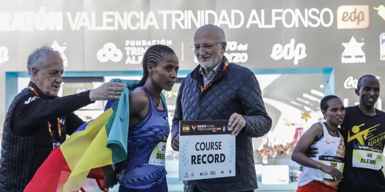 Ya es oficial: 1 millón de euros a quien bata el récord mundial de maratón en Valencia