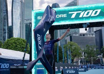 Ashleigh Gentle arrasa en T100 Singapur