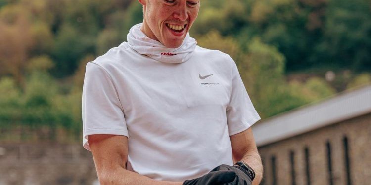 Hayden Wilde firma en Huelva el 5.000 más rápido corrido jamás por un triatleta