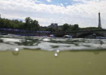 La organización de París se ha reído del Triatlón todo lo que podía (y más)