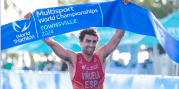 Kevin Viñuela y Cristian Fernández: podios en el Mundial de Acuatlón