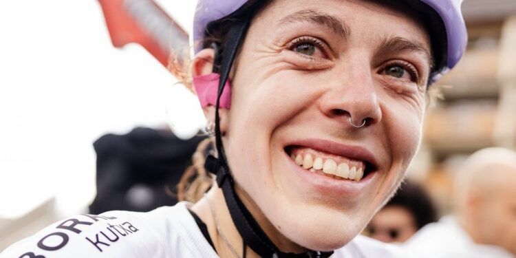 La triatleta Usoa Ostolaza: la mejor española en el Tour de Francia femenino