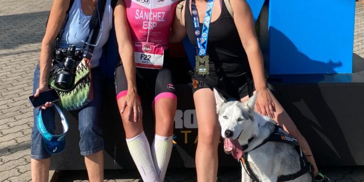Marta Sánchez roza el TOP-5 en el Europeo de IRONMAN 70.3