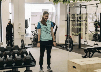 La importancia de un entrenador personal para la salud y el rendimiento deportivo