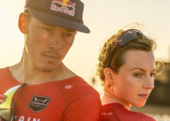 Hayden Wilde y Georgia Taylor-Brown se llevan la Supertri 2024