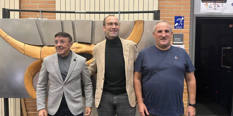 Nace un nuevo centro de tecnificación nacional de Triatlón en Navarra