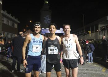 Alberto González y Sandra Schenkel protagonizan el podio de la San Silvestre del Real Club Mediterráneo