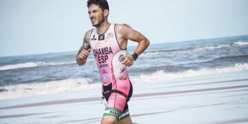 Una mujer gana la general del Mundial de Ultraman con un español venciendo en hombres