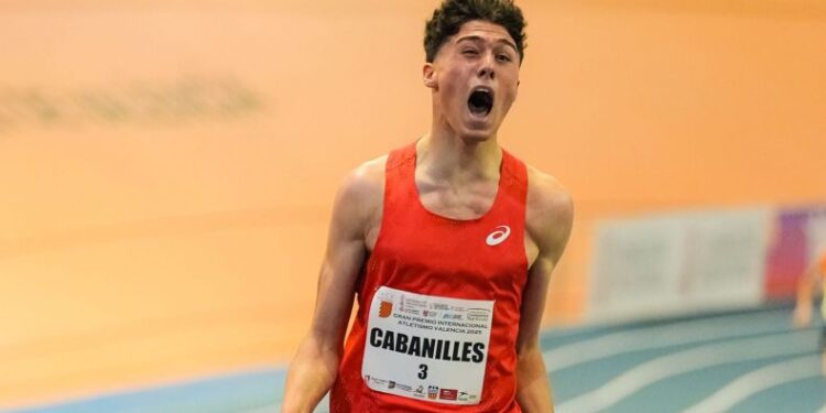 El triatleta Xavi Cabanilles: nuevo récord de España en pista cubierta