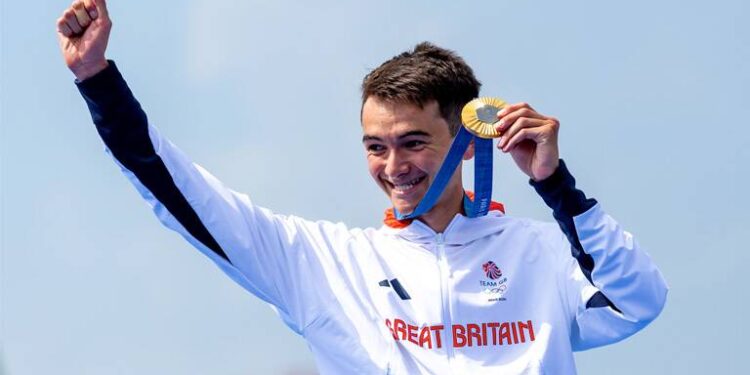 Los kilómetros semanales a pie de Alex Yee a tres semanas para la Maratón de Londres