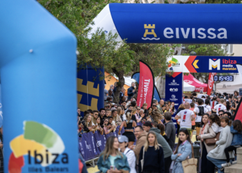 Seis razones para no perderte una Ibiza Media Maratón que ha batido todas las expectativas de participantes