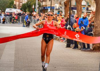 Marina Muñoz y Jarno Pousada se llevan el Campeonato de España de Duatlón por Clubes